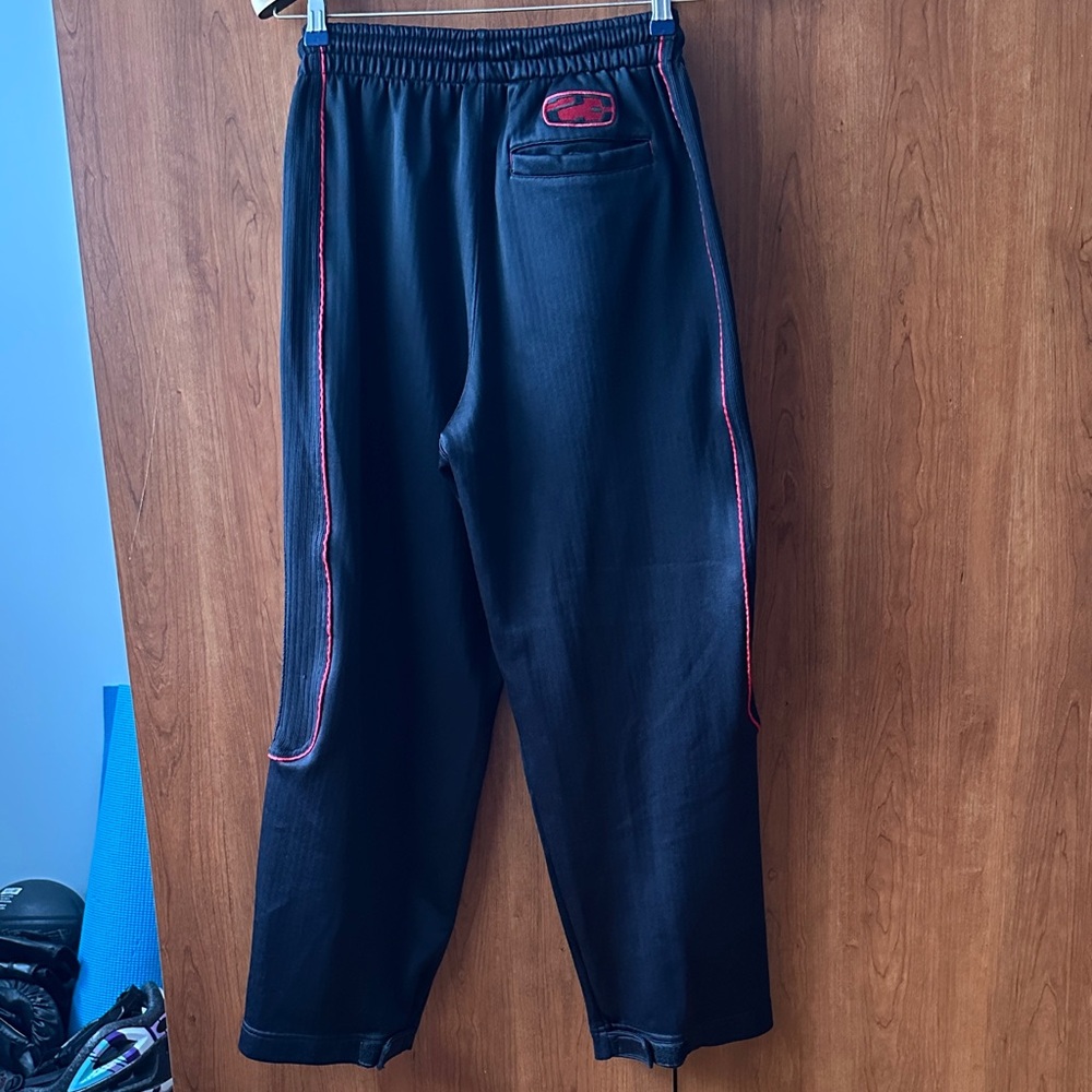 Jordan Black Pants with Red Jumpman and Piping - Picture 6 of 7